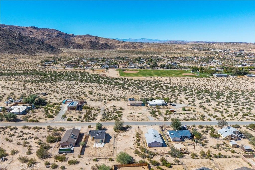 7025 Mission Avenue, 29 Palms
