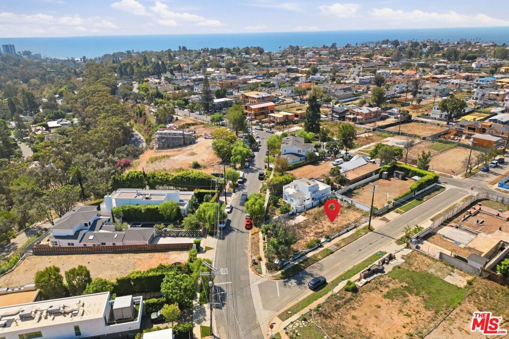 875 Chautauqua Boulevard, Pacific Palisades