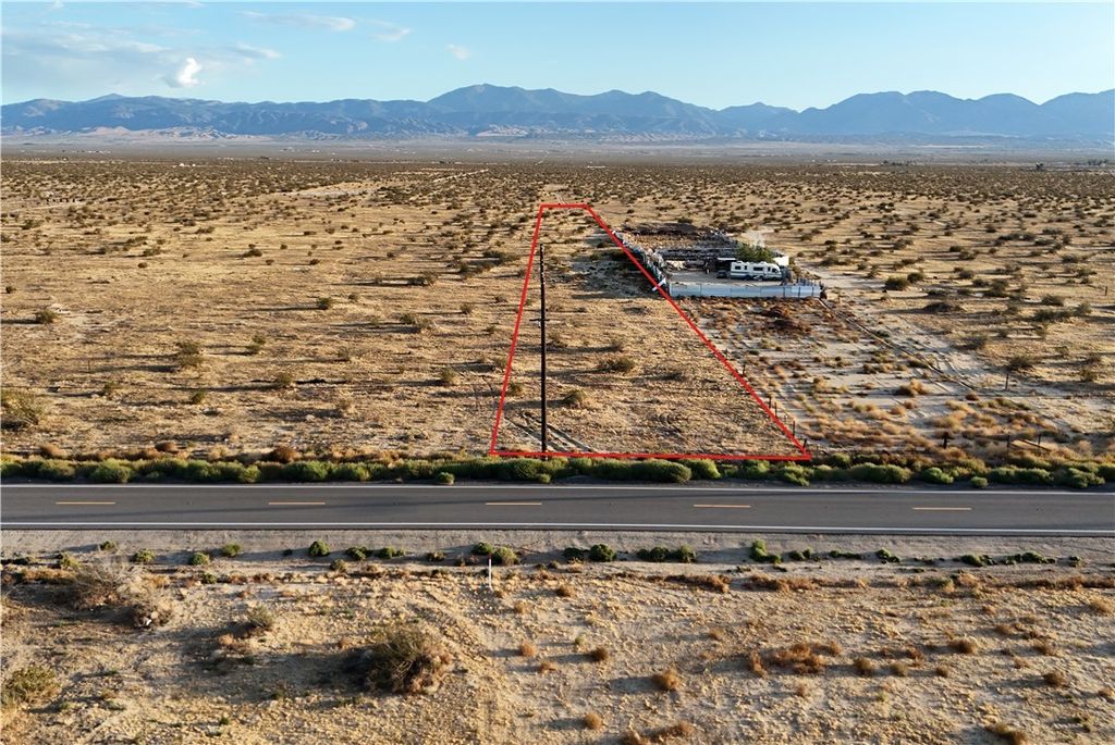 Palmdale Blvd, Palmdale