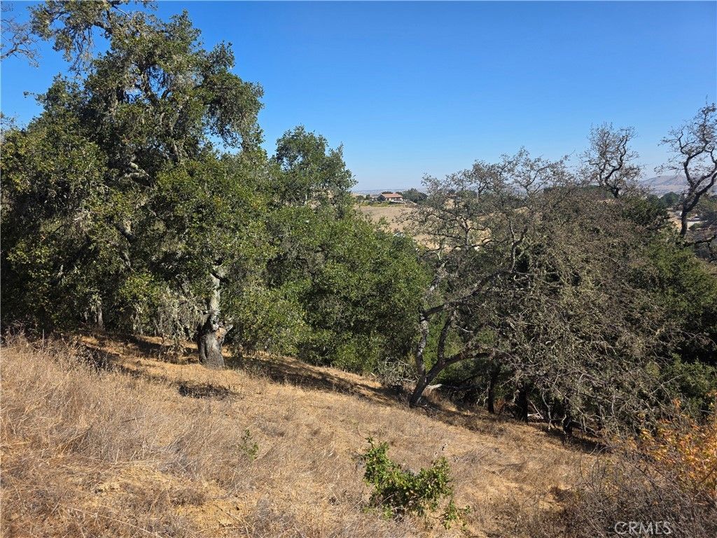 12400 Santa Ana, Atascadero