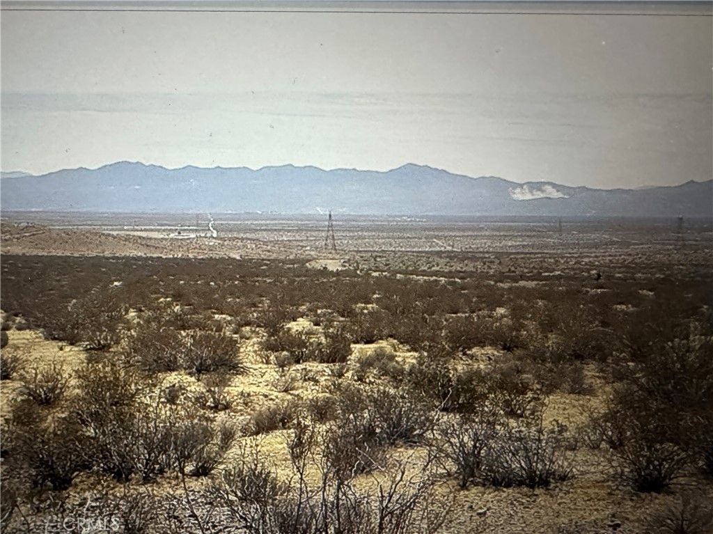 Sierra Road, Adelanto