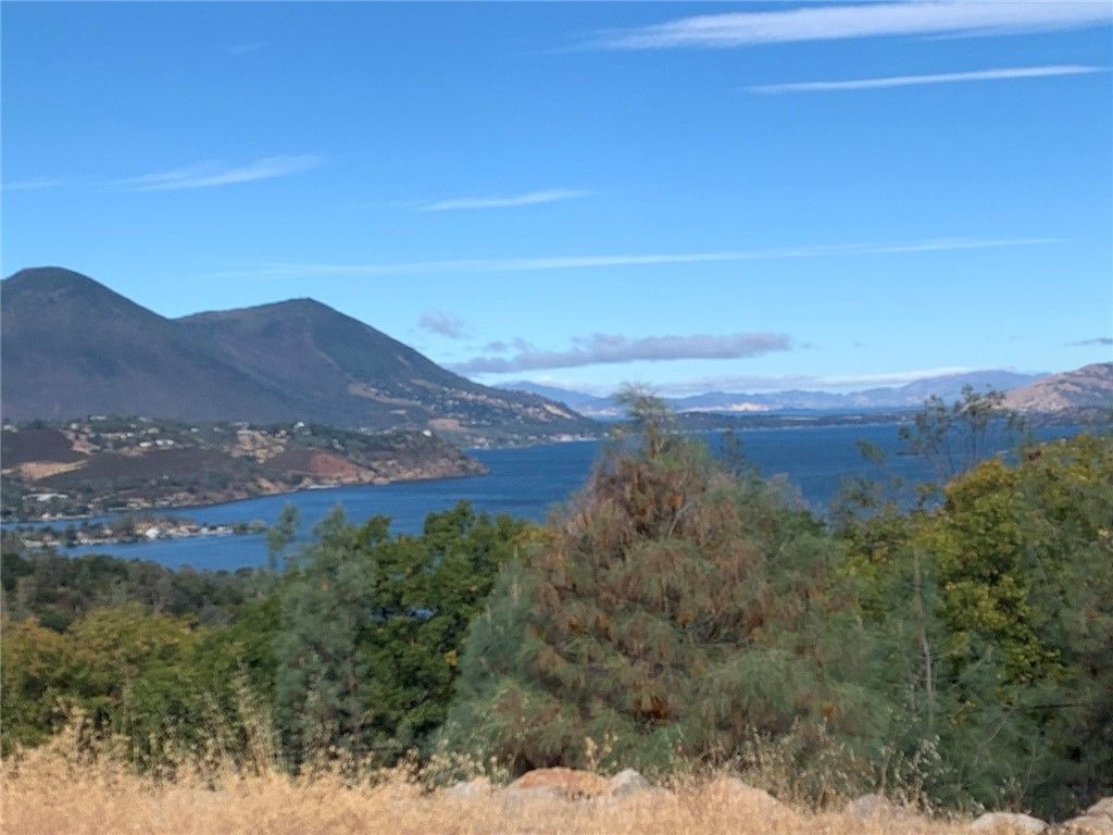 13356 Point Lakeview, Lower Lake