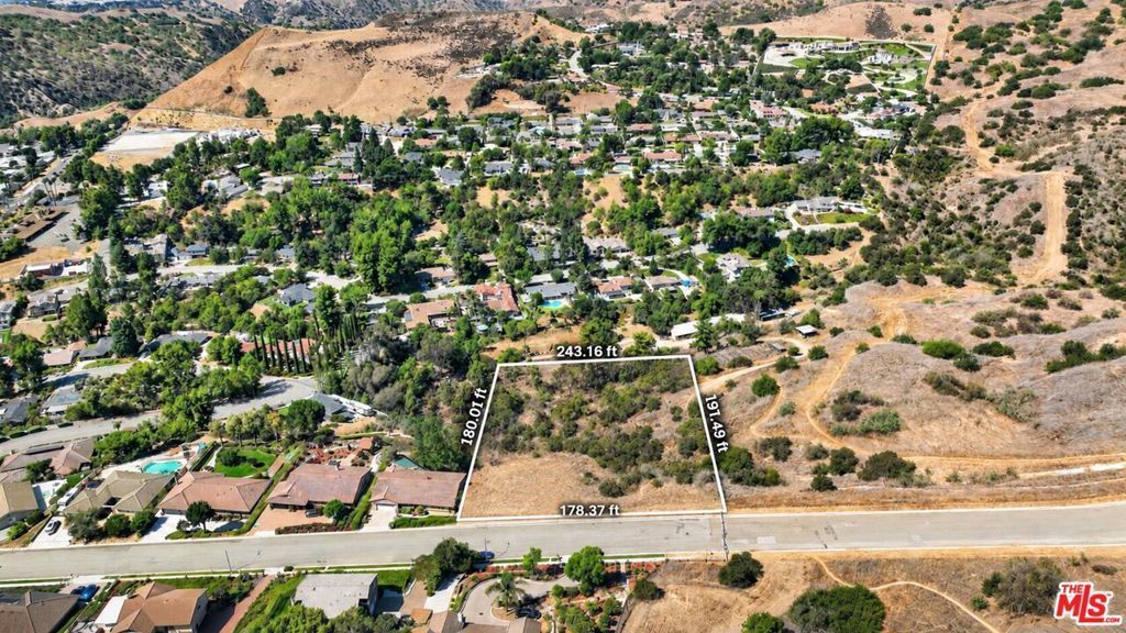 399 Olinda Drive, Brea