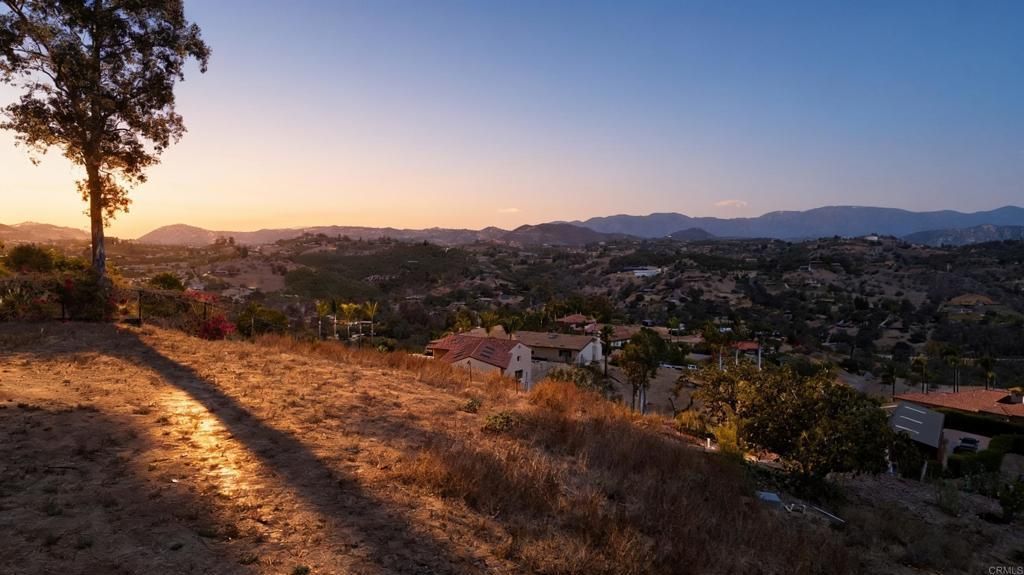 2437 Gracey Lane, Fallbrook