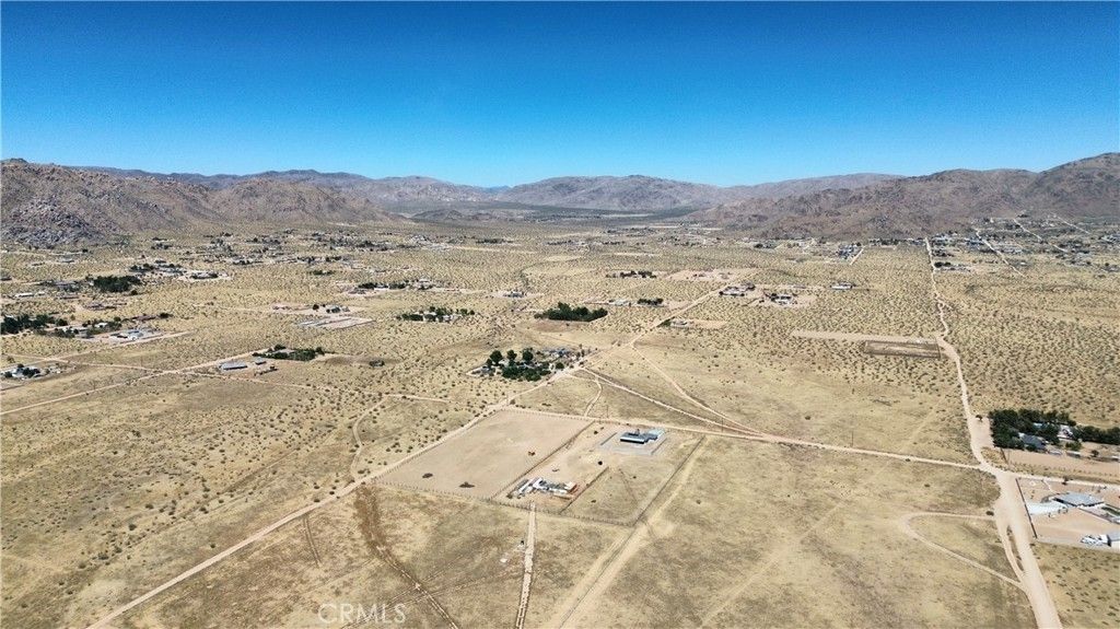 Joshua Road, Apple Valley