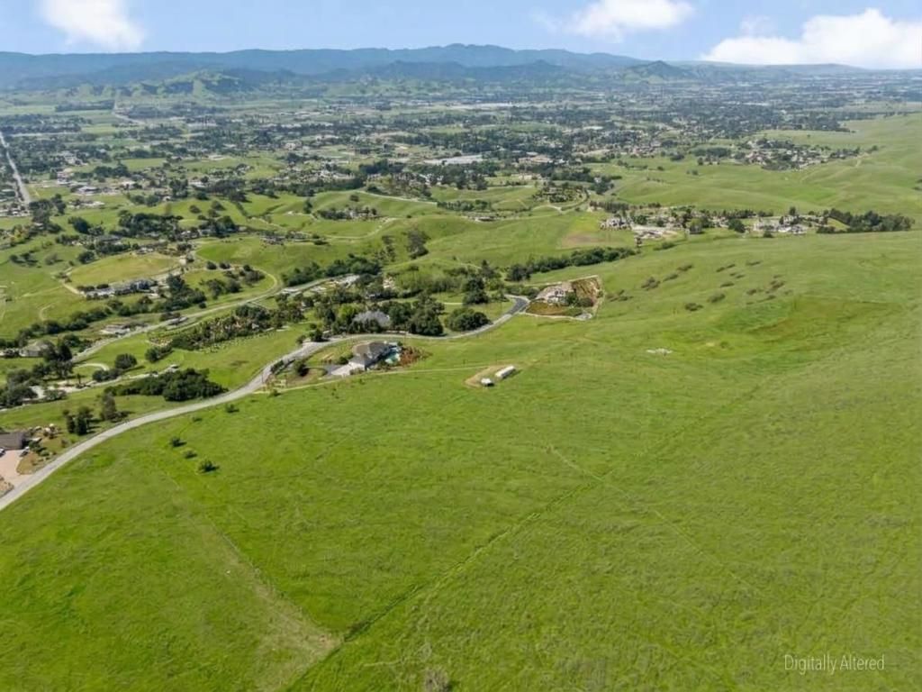 2550 Butch Drive, Gilroy