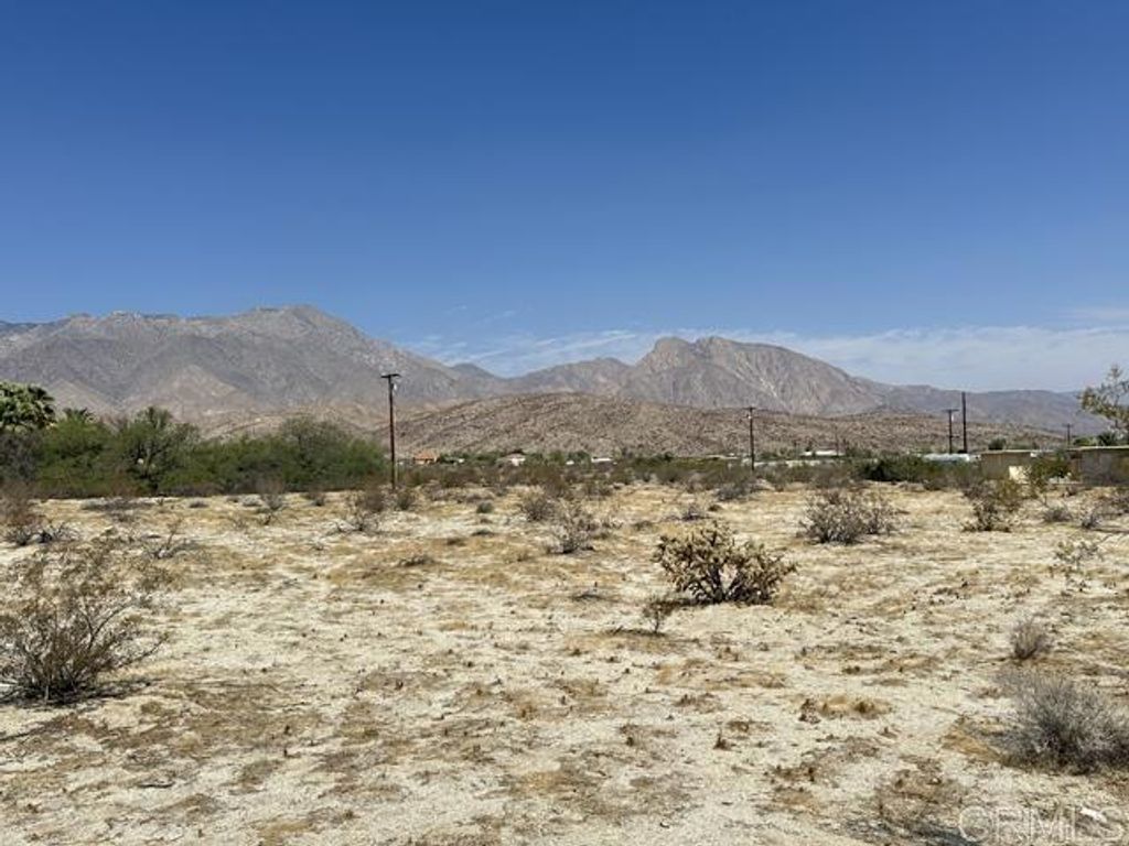 Borrego Springs Road, Borrego Springs