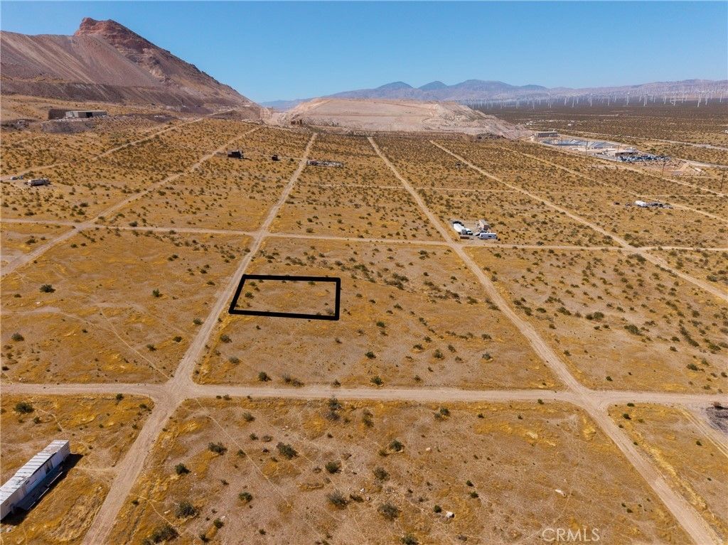 3 Comstock Avenue, Mojave