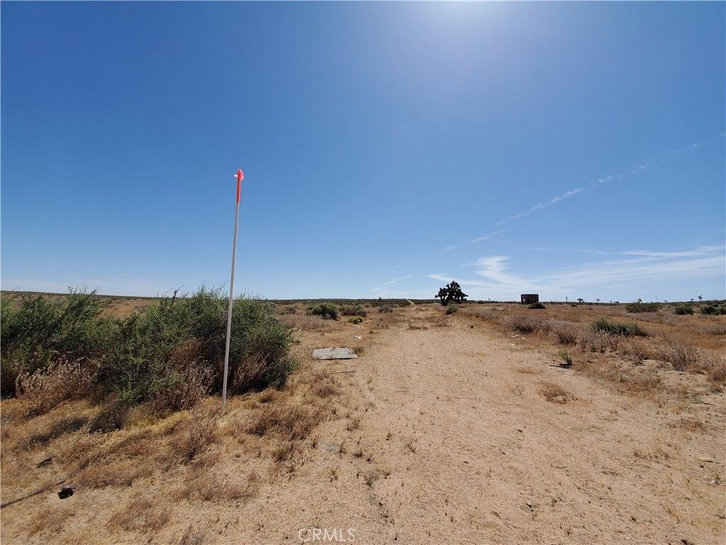 10 Ac E Ave F12, Hi Vista