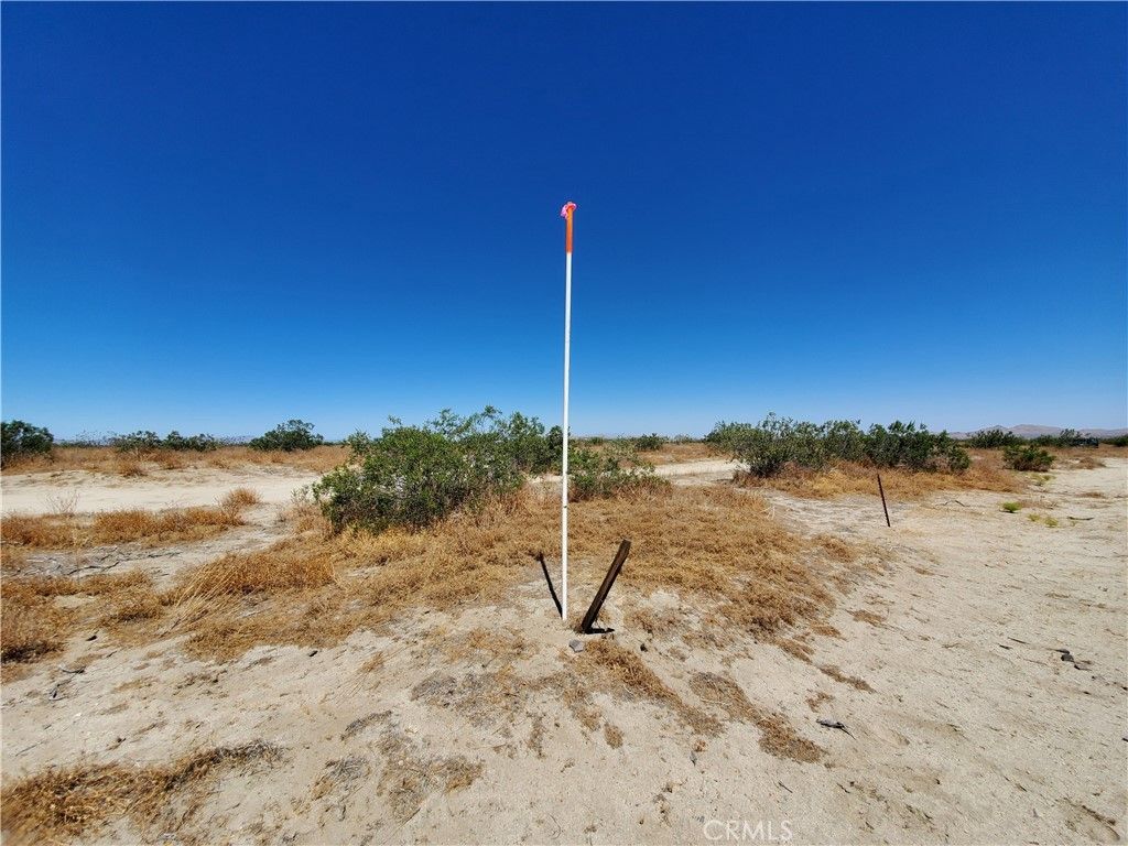 4 Ac 200th Street E, Llano