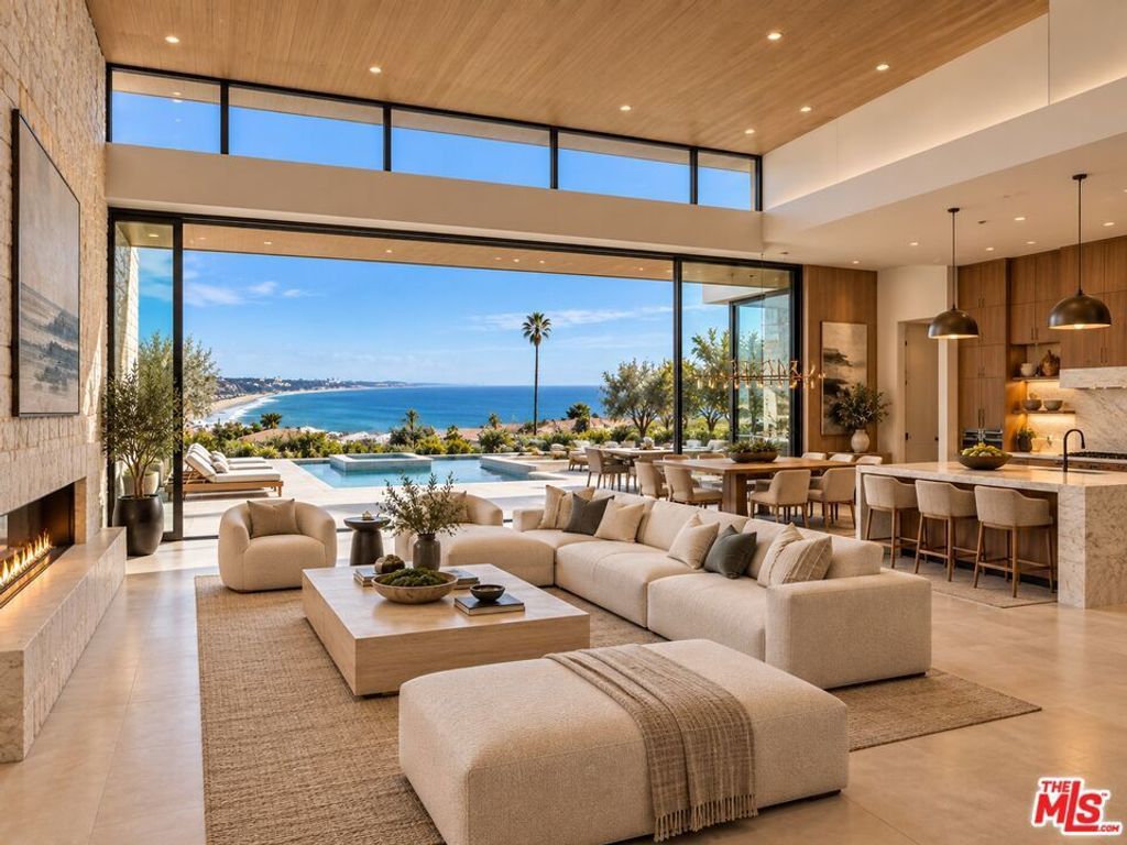 18414 Wakecrest Drive, Malibu