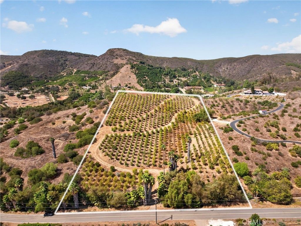 16 Terreno, Temecula