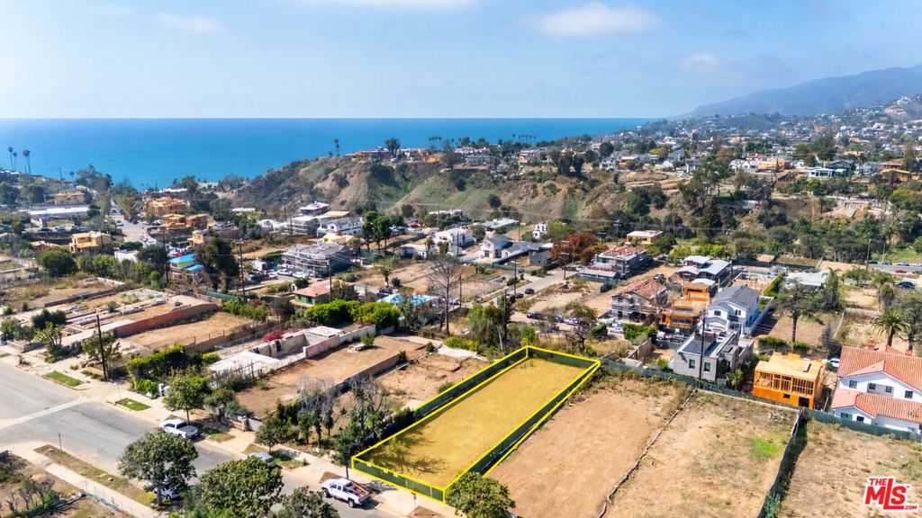 717 Via De La Paz, Pacific Palisades