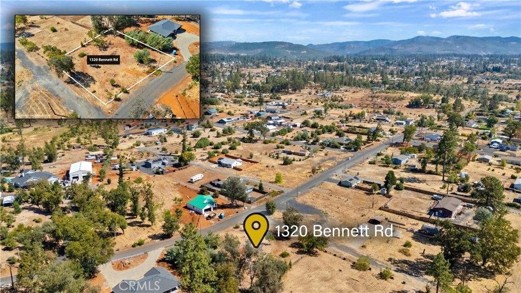 1320 Bennett, Paradise