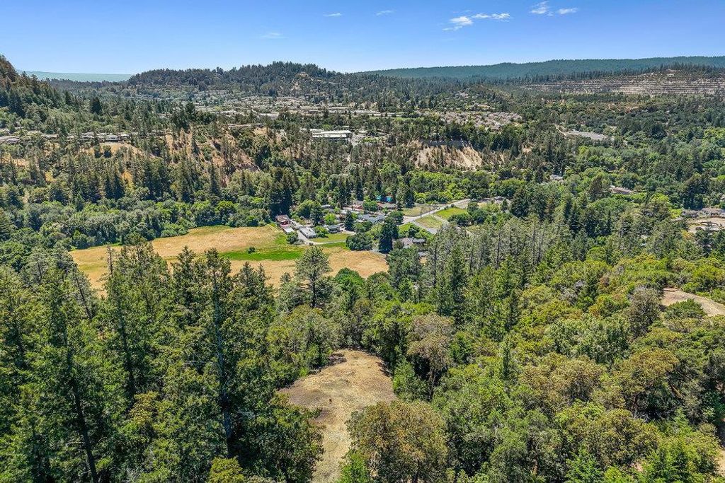 612 Nelson Road, Scotts Valley