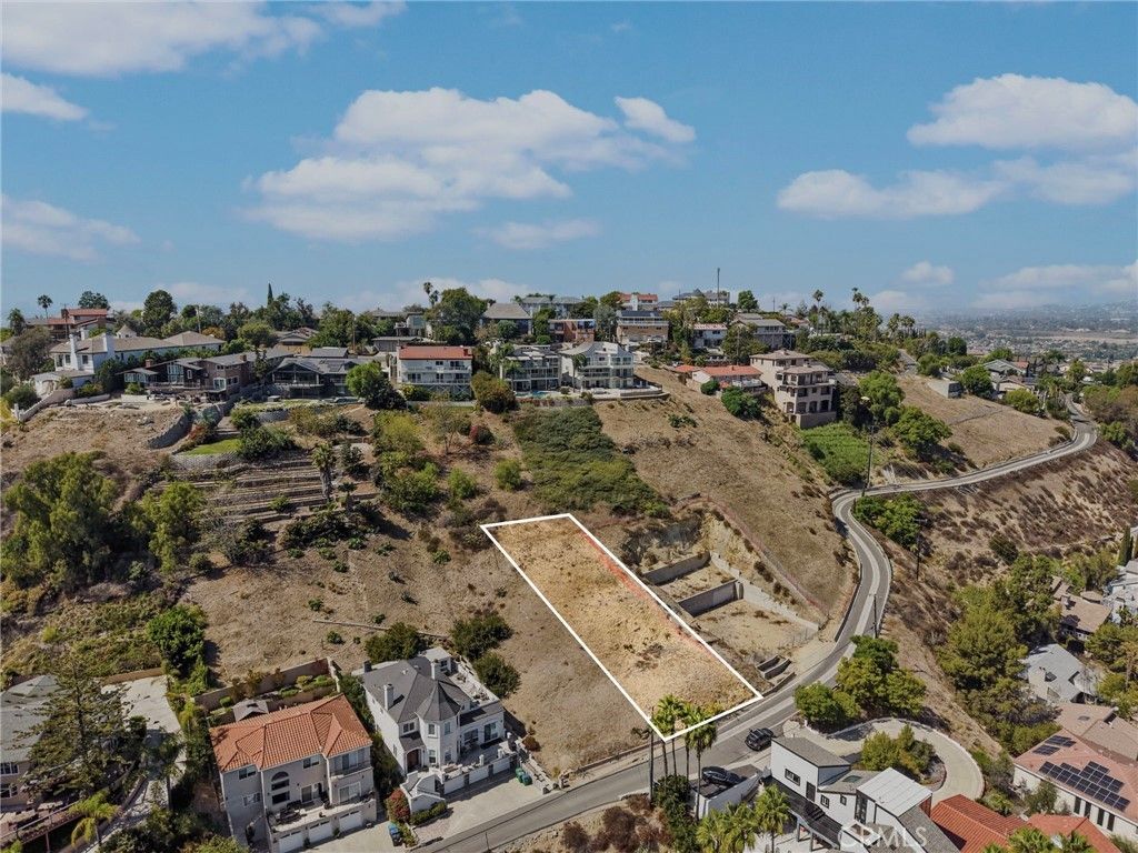 12581 Baja Panorama, Santa Ana