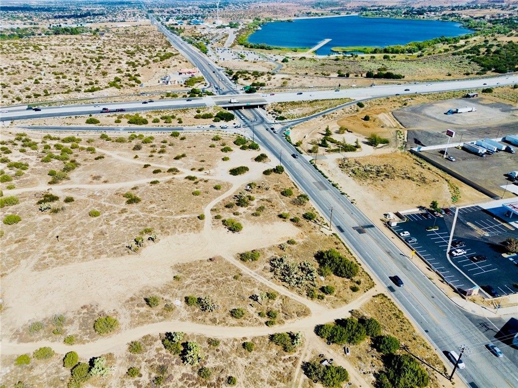 Avenue S Vic 14 Fwy, Palmdale