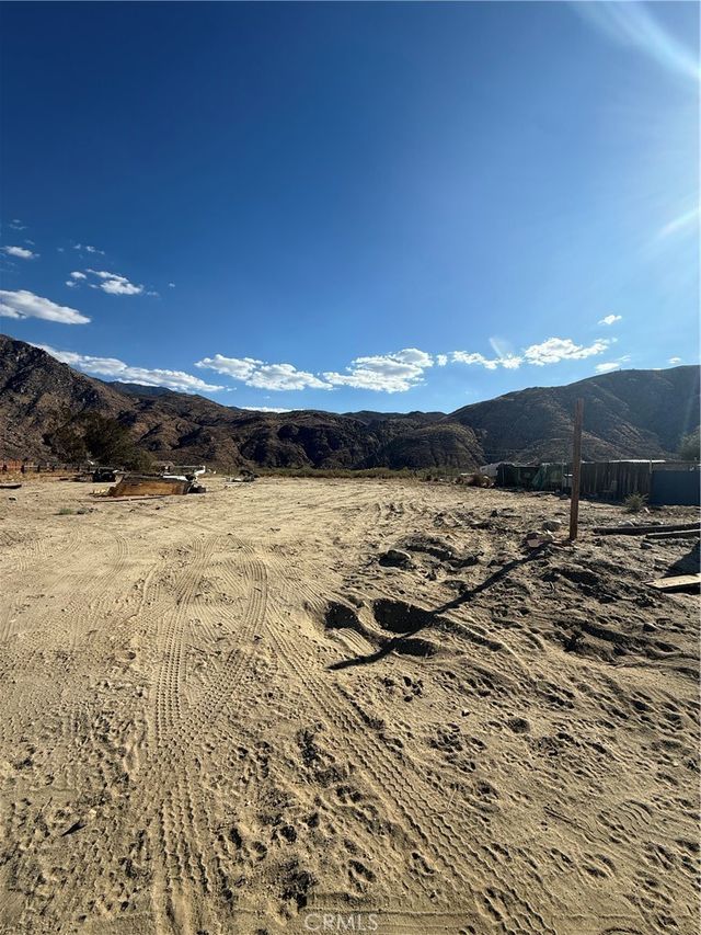 49461 Dolores, Cabazon