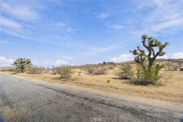 Inez Avenue, Yucca Valley