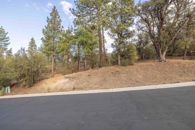 432 Woodcreek Drive, Big Bear
