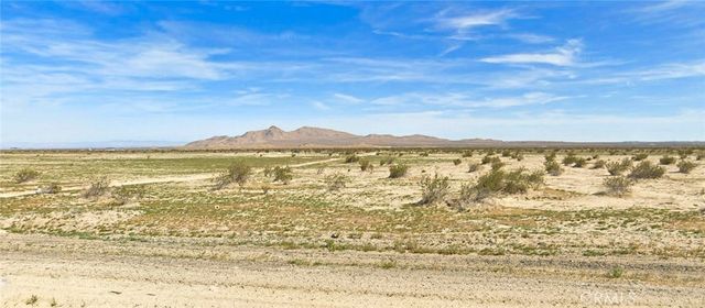 197 Avenue N 11, Palmdale