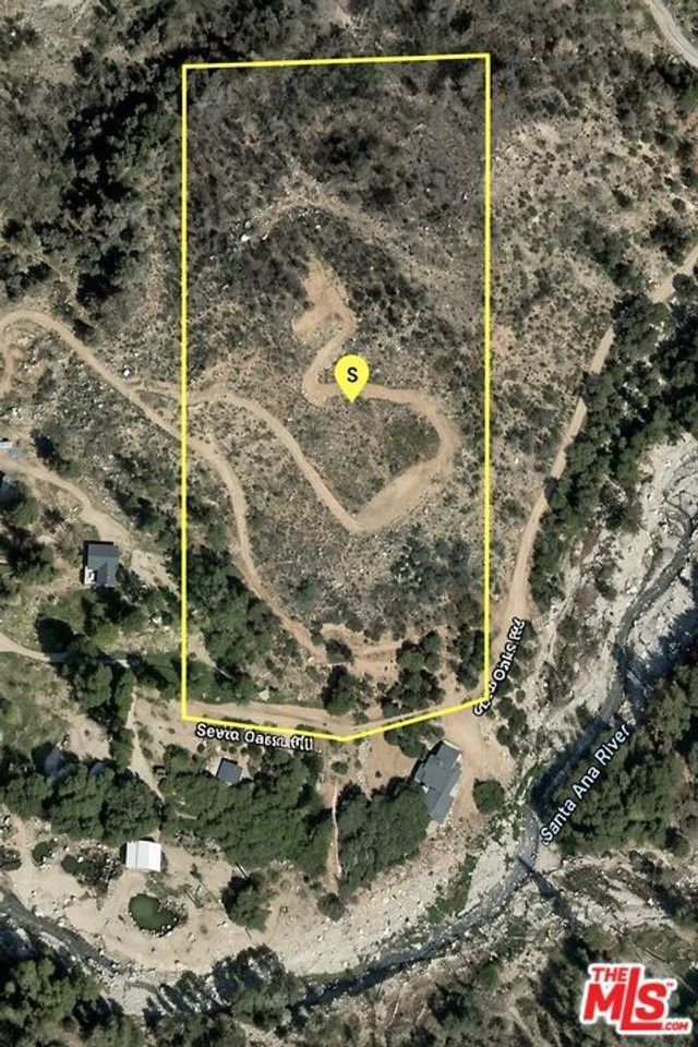 38900 7 Oaks Road, Angelus Oaks