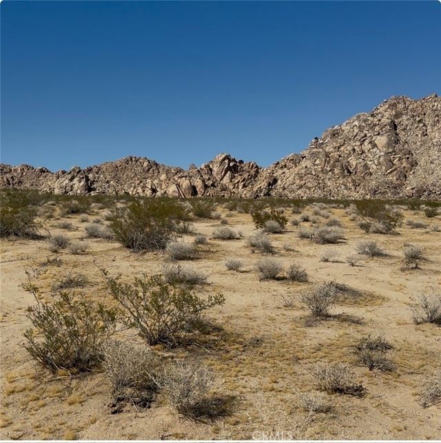 Rabbit Springs Road, Lucerne Valley