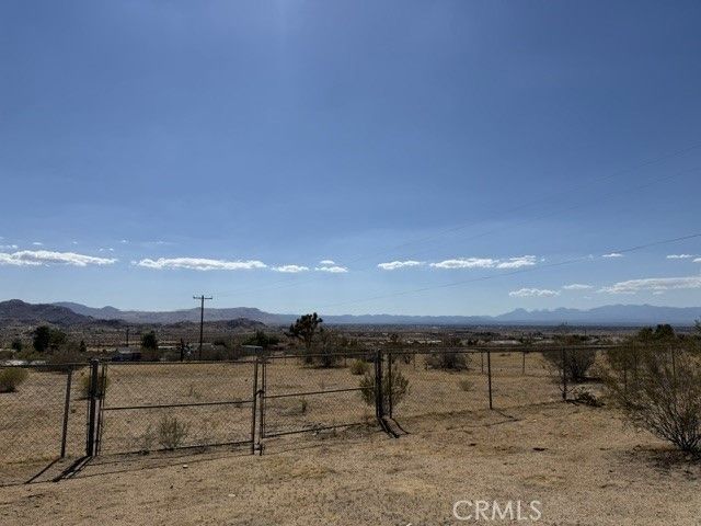 4360135 Cuyama Road, Apple Valley