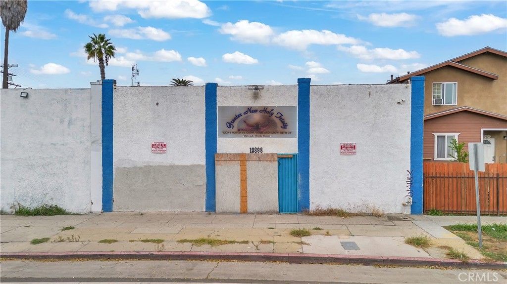 10808 S Broadway, Los Angeles