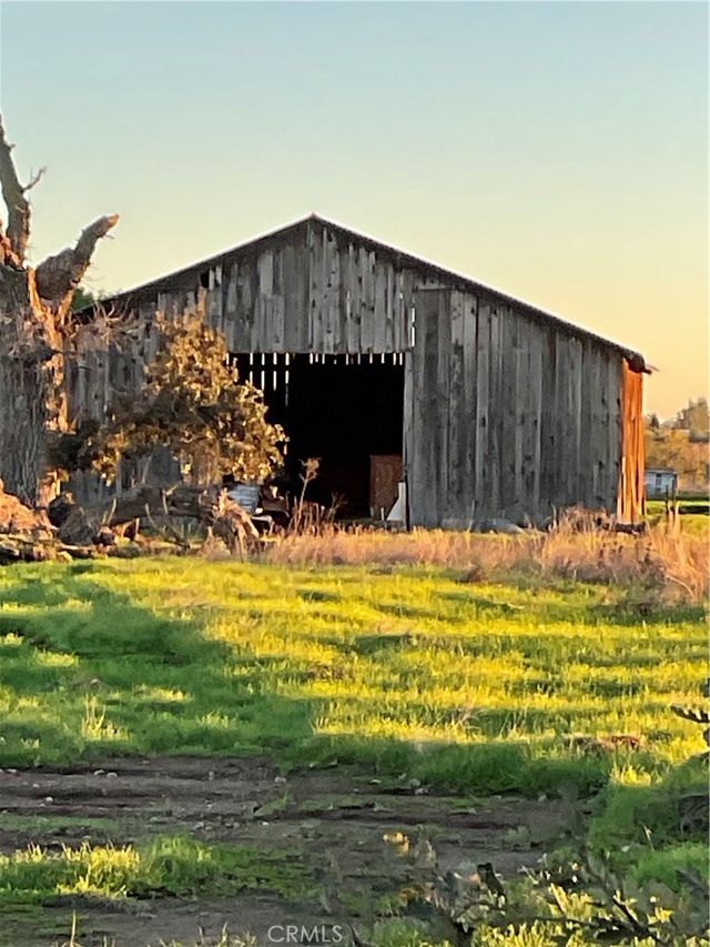 Richfield Road, Corning