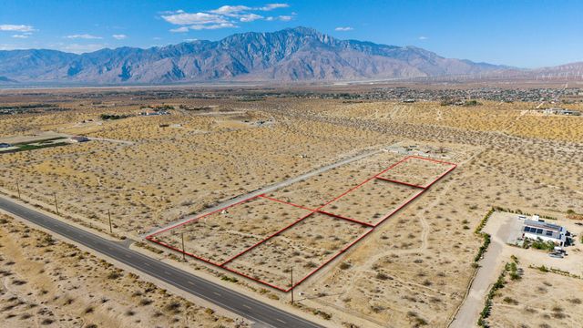 15001 Long Canyon, Desert Hot Springs