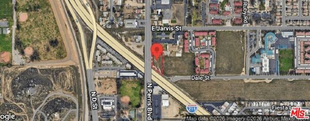 Dale Street, Perris