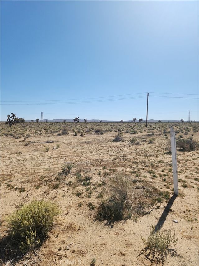 5155 Hwy 58, Boron