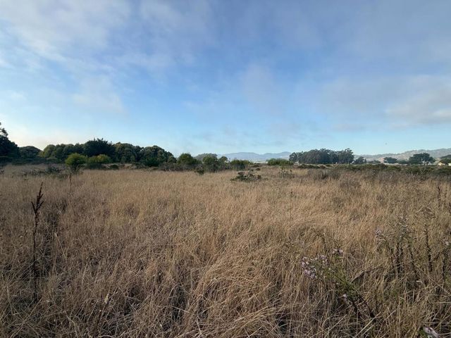 Bonita Avenue, Half Moon Bay