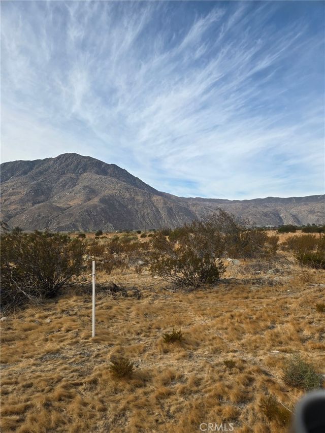 Stefan Avenue, Cabazon