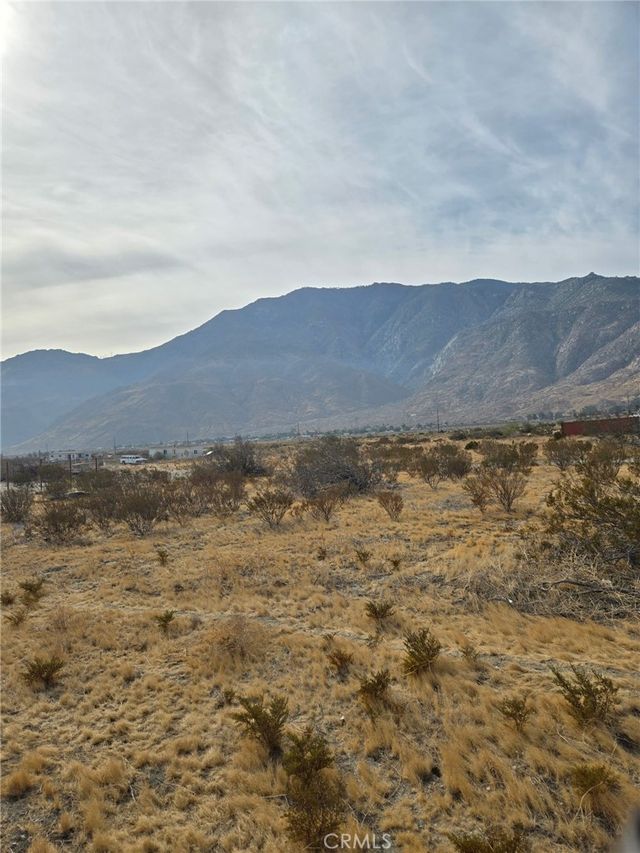Erick Avenue, Cabazon