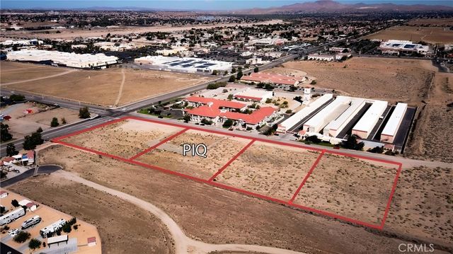 Town Center Drive, Apple Valley