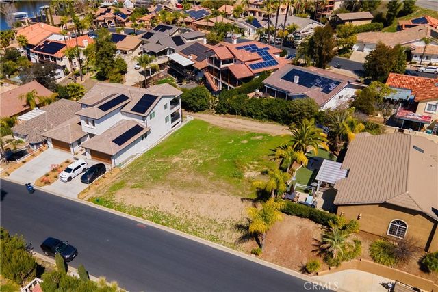 22760 Cascade Drive, Canyon Lake