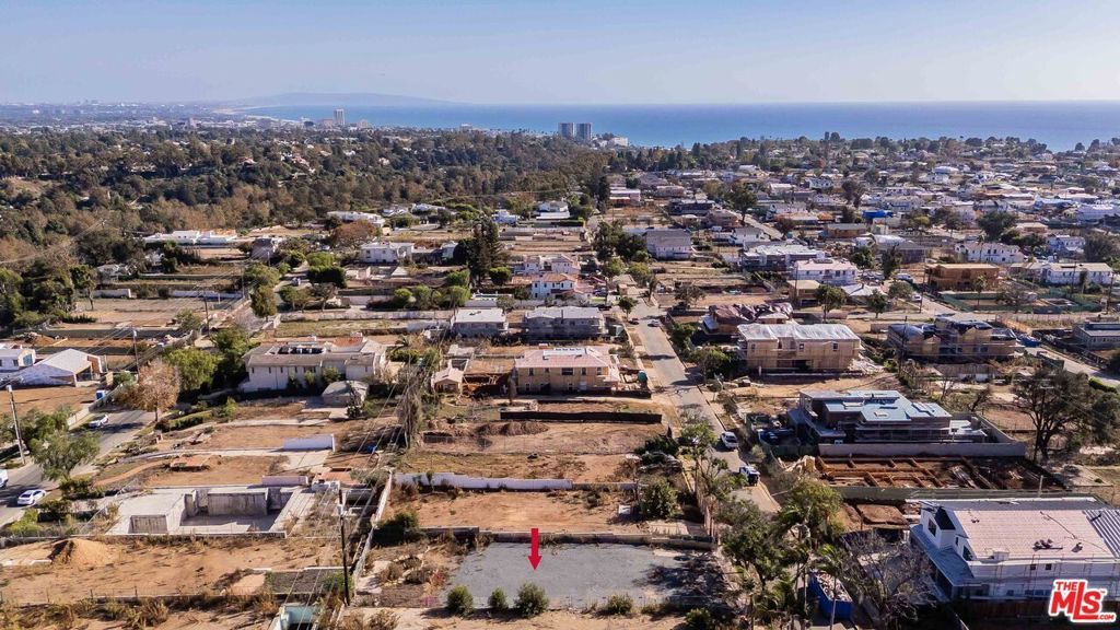 1048 Kagawa Street, Pacific Palisades