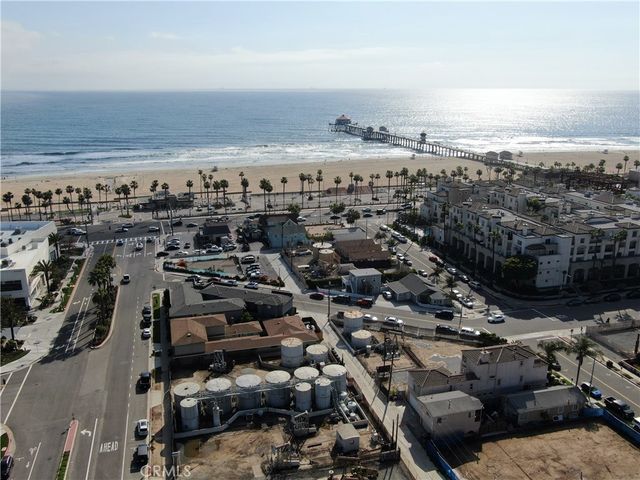 219 1st Street, Huntington Beach