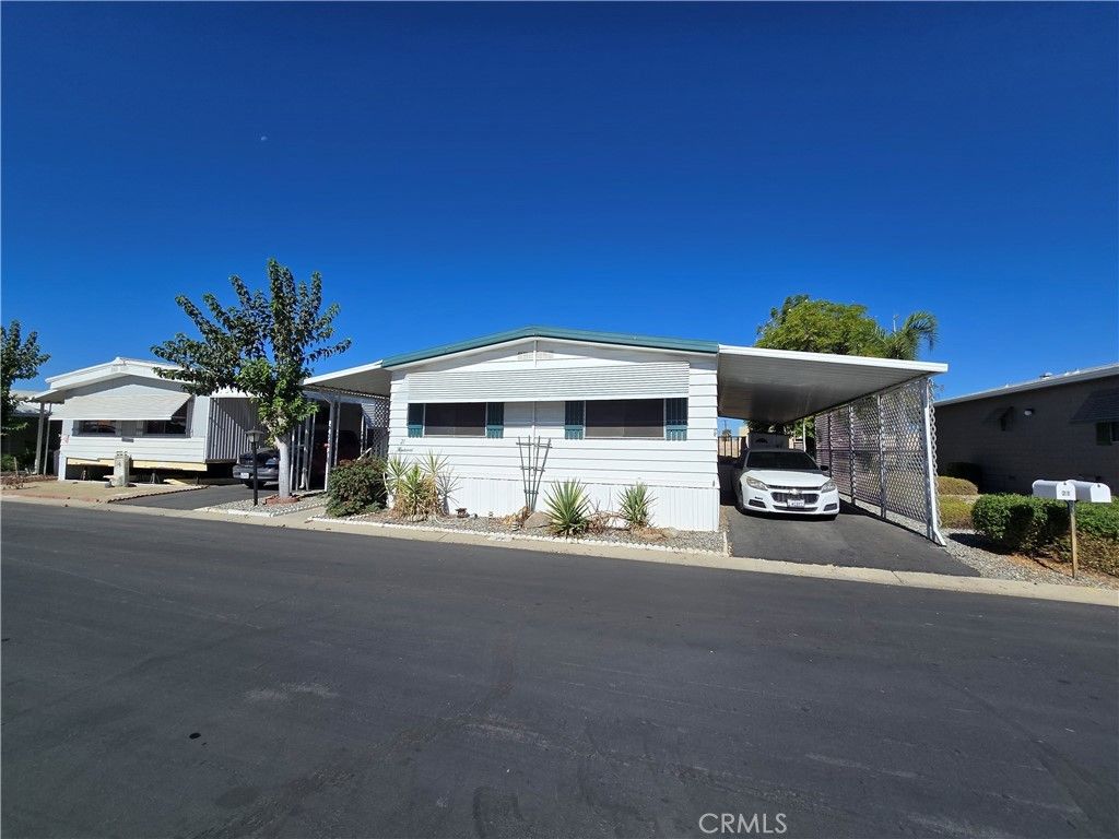 575 S Lyon Avenue # 21, Hemet