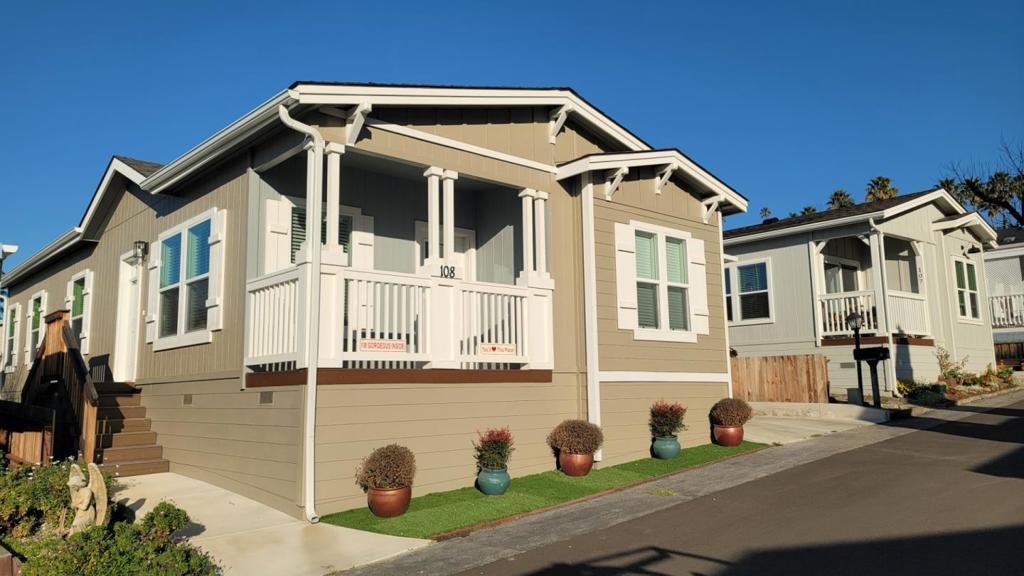 Photo of Listing #ML81989905