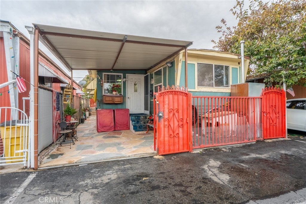 16002 S Atlantic Ave # C-11, Compton