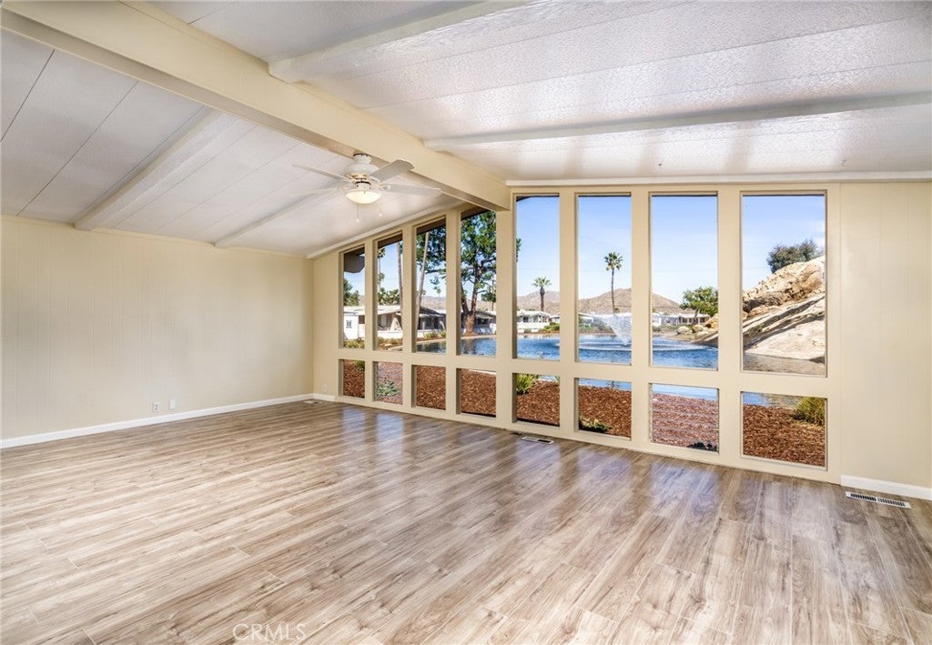 Photo of Listing #SW25056395