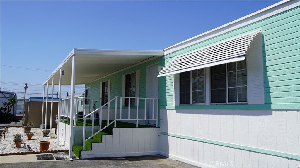 Photo of Listing #SB25086012