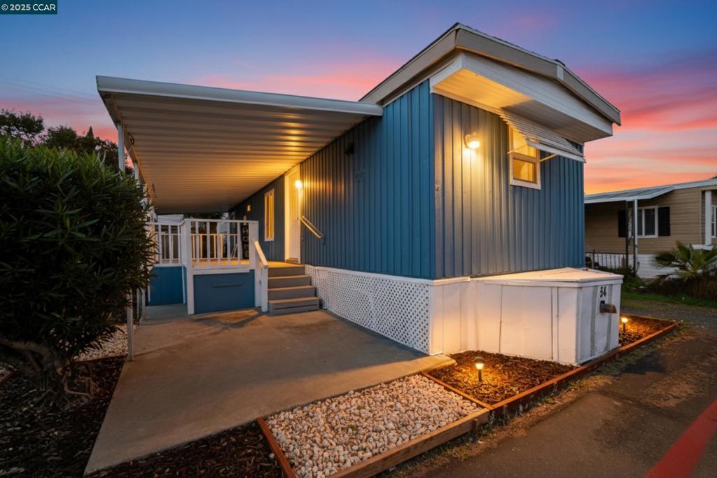 Photo of Listing #41097742