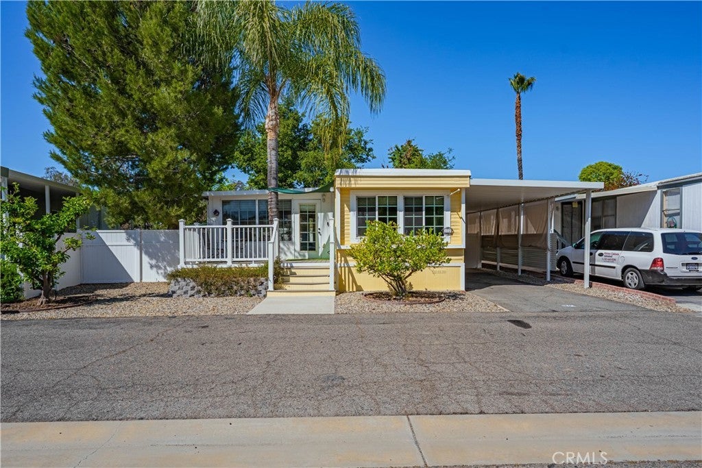 Photo of Listing #SW25114522