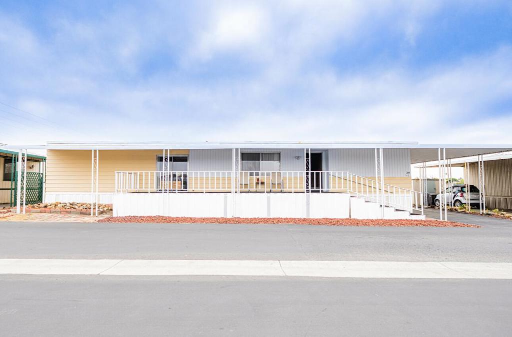 150 Kern Street, Salinas