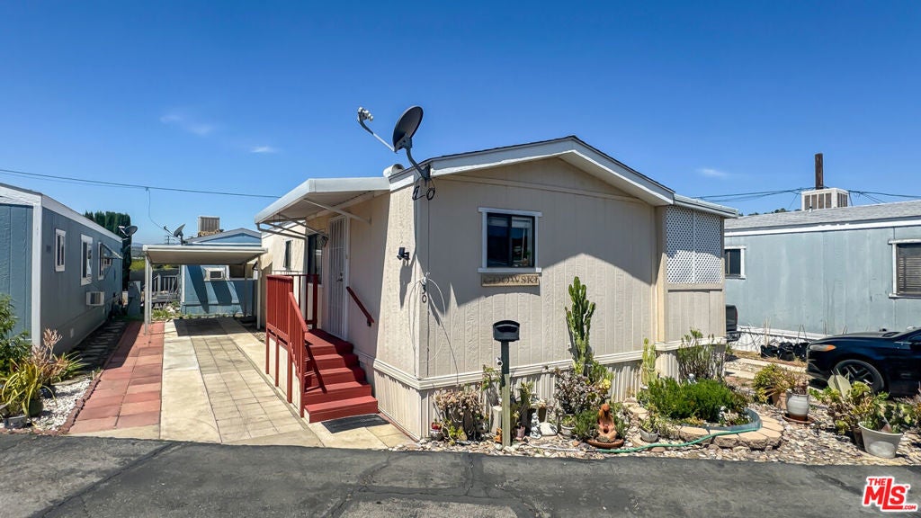 Photo of Listing #25554605