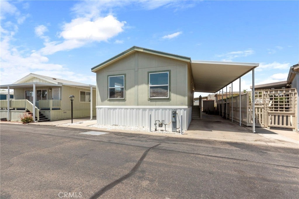 Photo of Listing #WS25139249